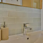 Superb - Cozy 10 Min From Downtown
