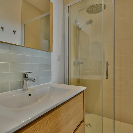 Superb - Cozy 10 Min From Downtown