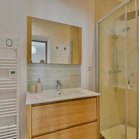 Superb - Cozy 10 Min From Downtown