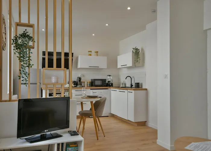 Superb - Cozy 10 Min From Downtown