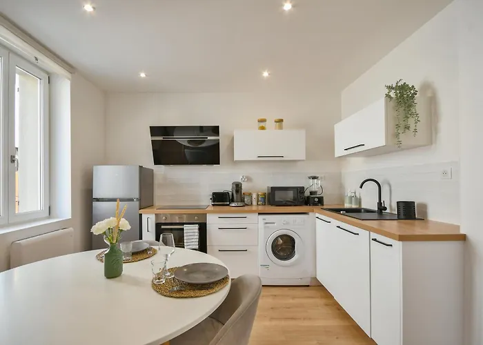 Superb - Cozy 10 Min From Downtown *