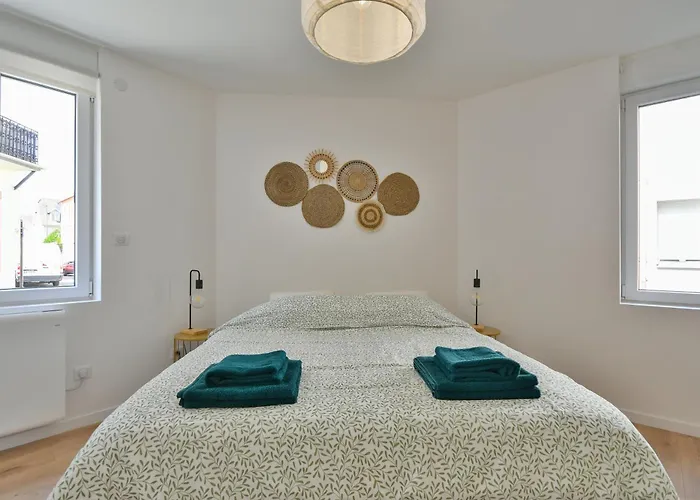 Superb - Cozy 10 Min From Downtown شقة